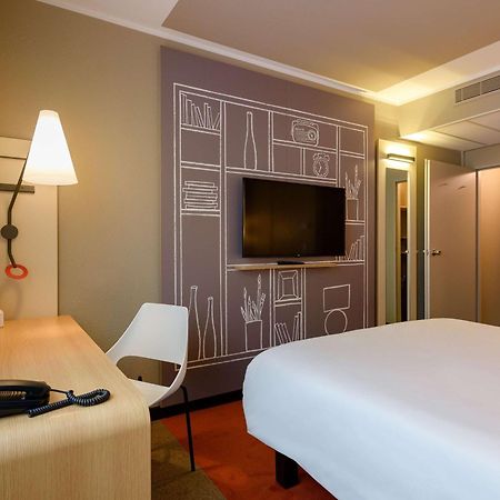 Ibis Nuernberg City Am Plaerrer מראה חיצוני תמונה