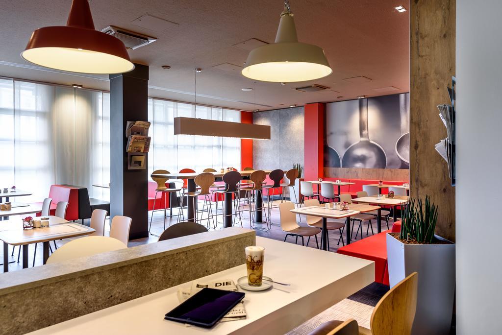 Ibis Nuernberg City Am Plaerrer מראה חיצוני תמונה