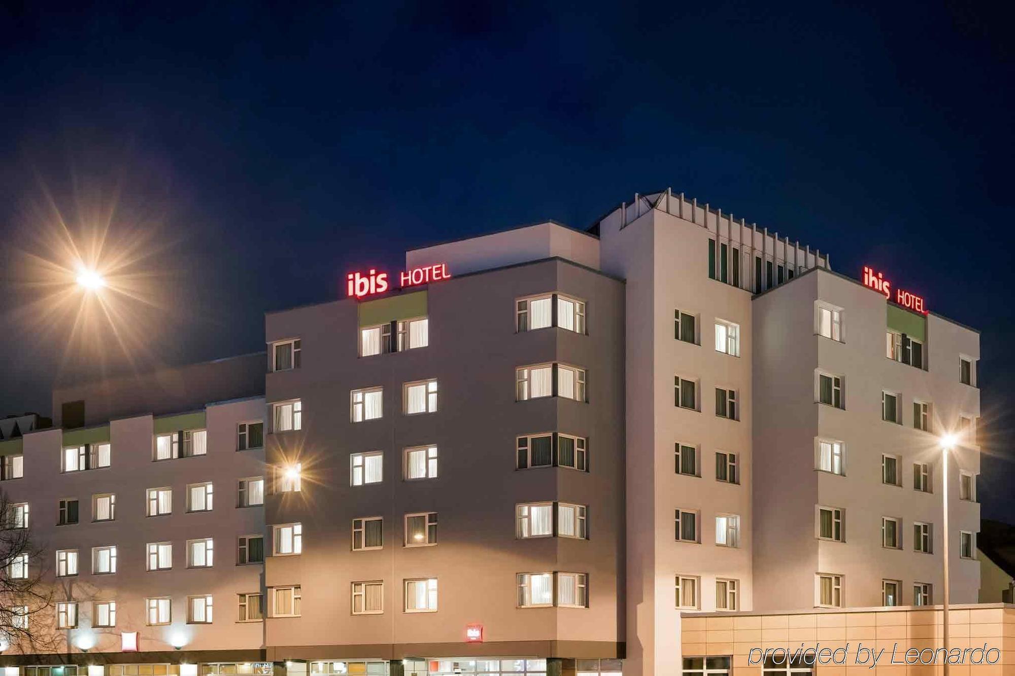 Ibis Nuernberg City Am Plaerrer מראה חיצוני תמונה