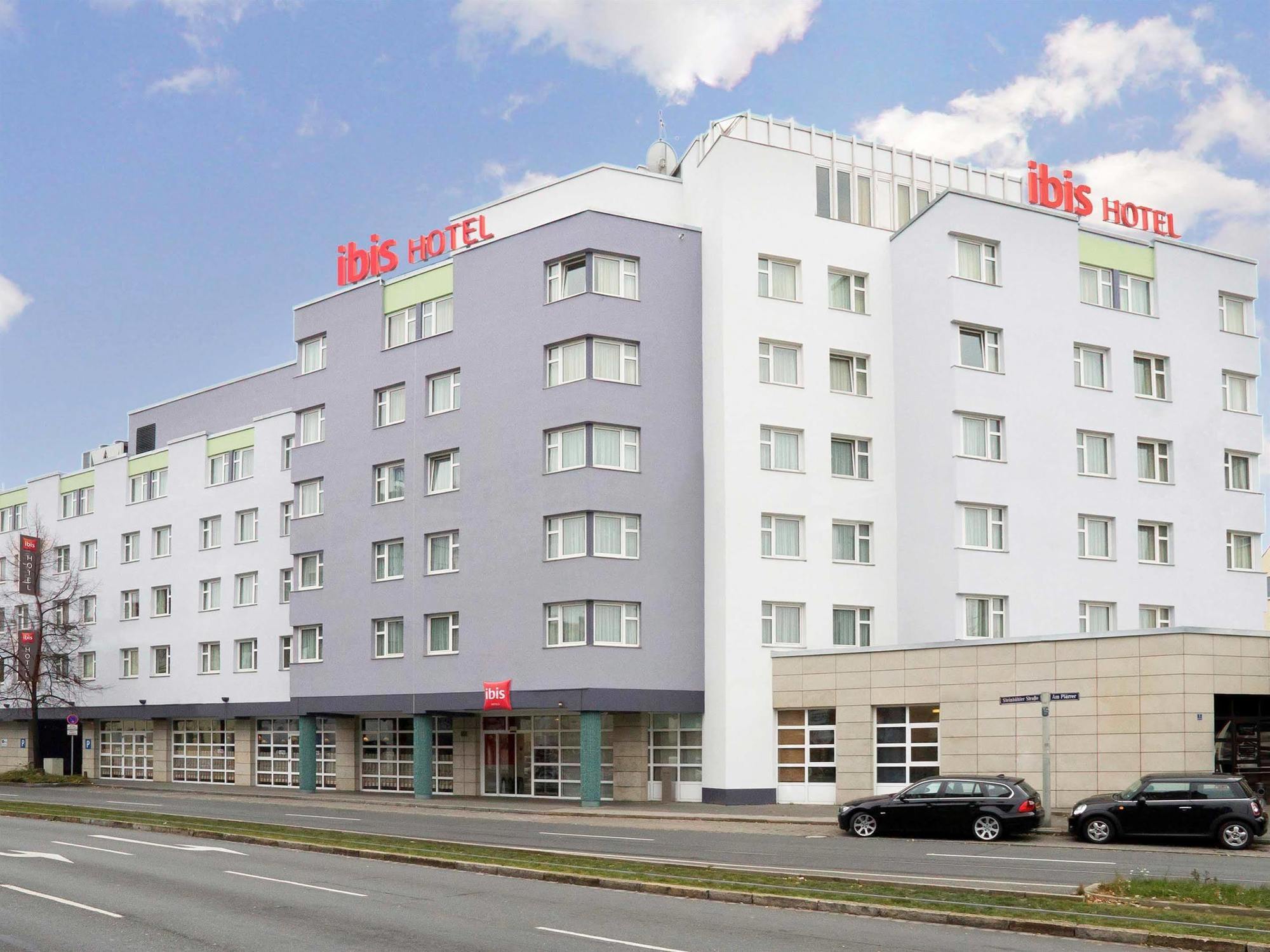 Ibis Nuernberg City Am Plaerrer מראה חיצוני תמונה